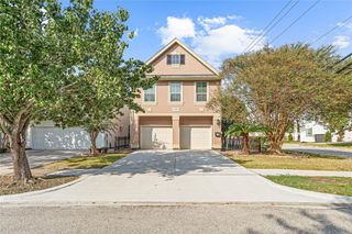 112 White Drive, Bellaire, TX 77401
