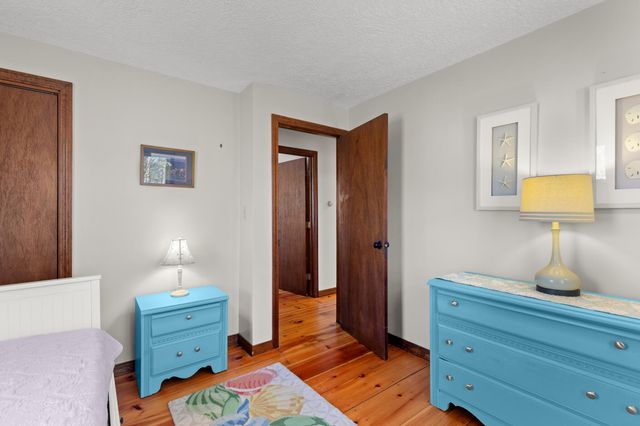 20 Stone Court, Eastham, MA 02642