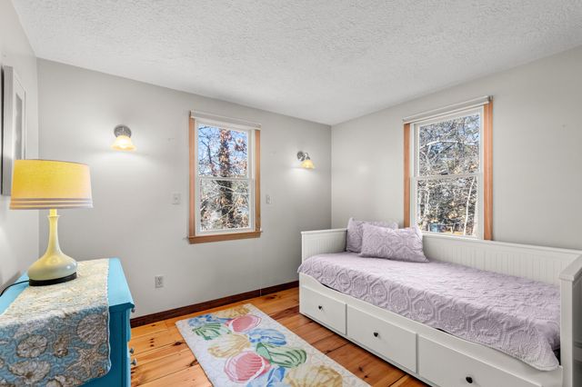 20 Stone Court, Eastham, MA 02642