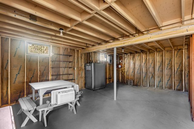 20 Stone Court, Eastham, MA 02642