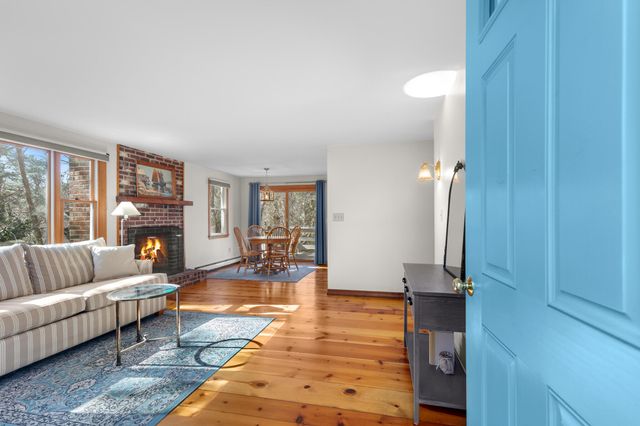 20 Stone Court, Eastham, MA 02642