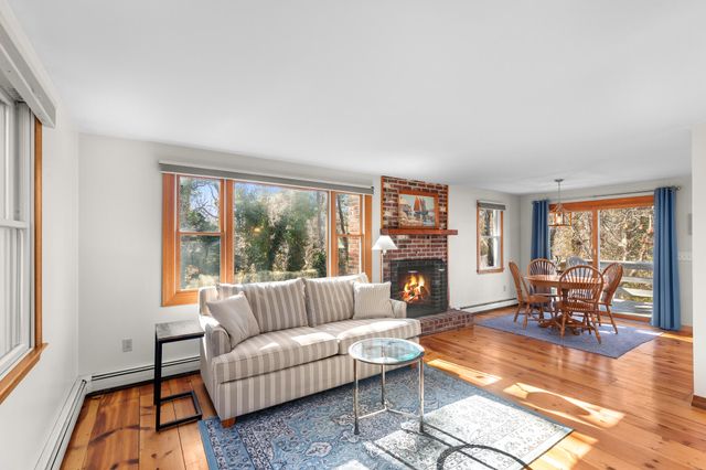 20 Stone Court, Eastham, MA 02642