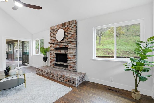 6201 Hillside Dr, El Sobrante, CA 94803