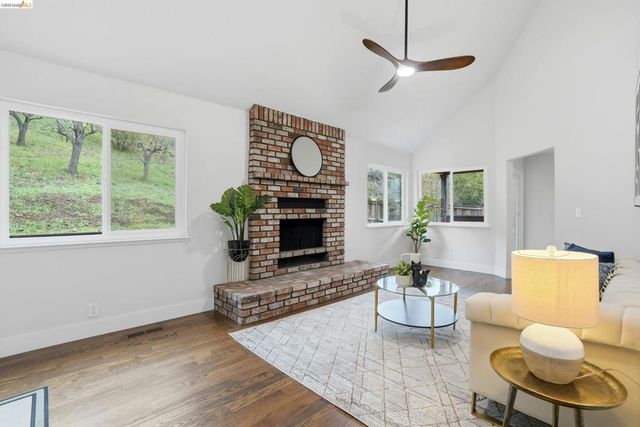 6201 Hillside Dr, El Sobrante, CA 94803