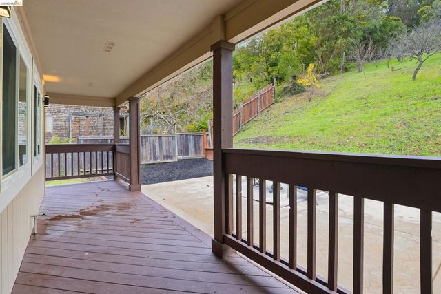 6201 Hillside Dr, El Sobrante, CA 94803