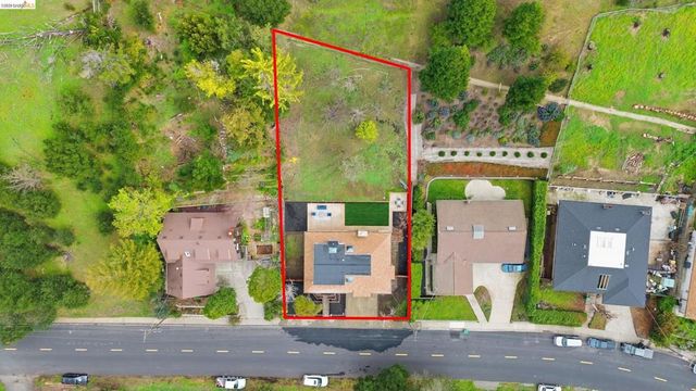 6201 Hillside Dr, El Sobrante, CA 94803