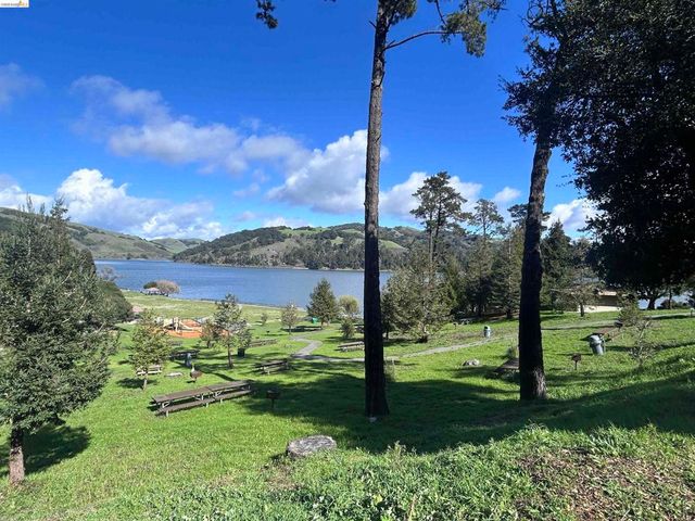 6201 Hillside Dr, El Sobrante, CA 94803