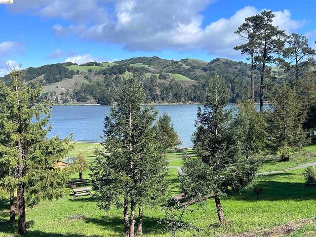 6201 Hillside Dr, El Sobrante, CA 94803