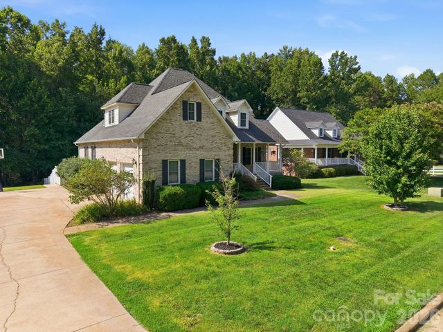 421 De Lara Circle, Salisbury, NC 28146