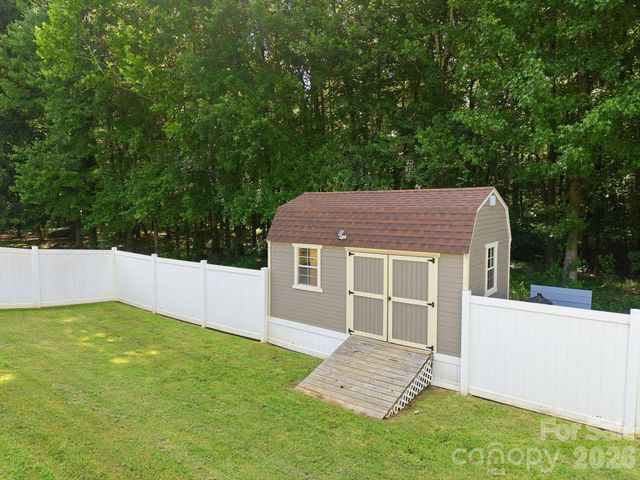 421 De Lara Circle, Salisbury, NC 28146