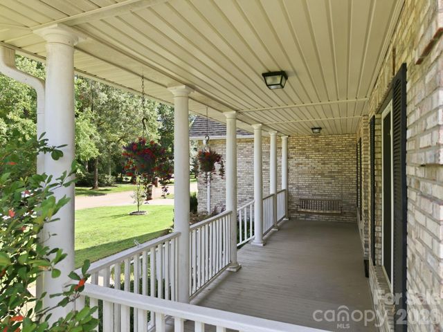 421 De Lara Circle, Salisbury, NC 28146
