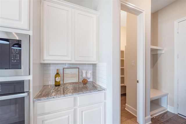 1721 Lakeside Harbor Court, League City, TX 77573