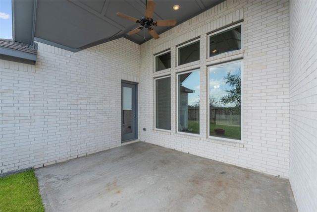 1721 Lakeside Harbor Court, League City, TX 77573