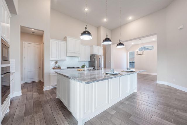 1721 Lakeside Harbor Court, League City, TX 77573