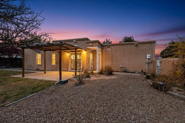 6501 Keeling Street NW, Albuquerque, NM 87120