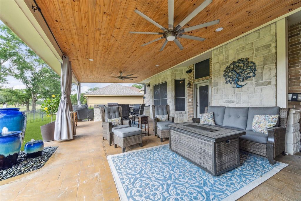 7511 Cart Gate Drive, Houston, TX 77095