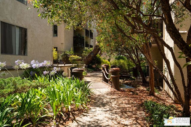 10306 Summertime Lane, Culver City, CA 90230