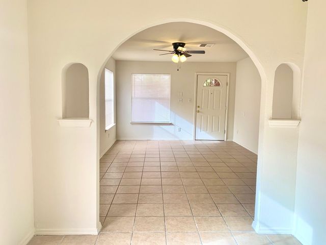 12610 Kari Anne Drive, El Paso, TX 79938