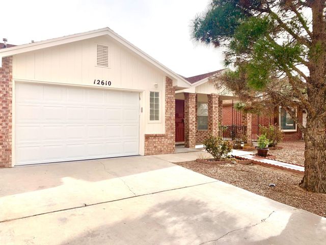 12610 Kari Anne Drive, El Paso, TX 79938