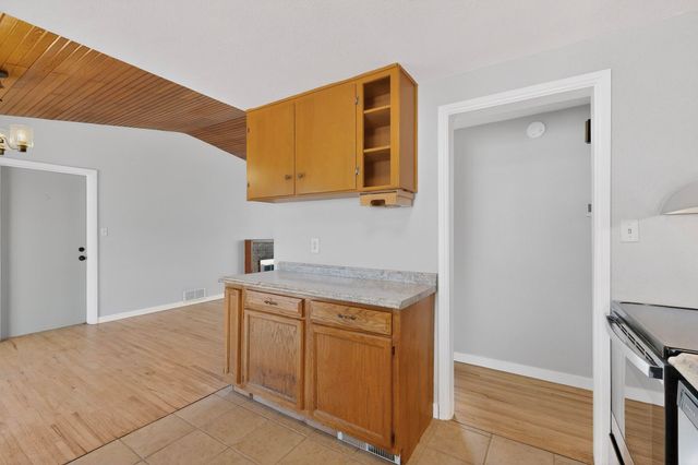 6105 Alta Monte Avenue NE, Albuquerque, NM 87110