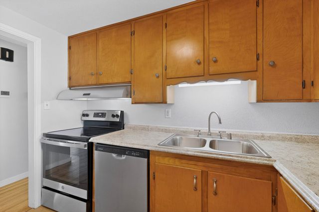 6105 Alta Monte Avenue NE, Albuquerque, NM 87110