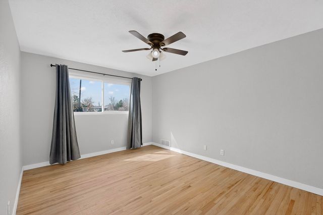 6105 Alta Monte Avenue NE, Albuquerque, NM 87110