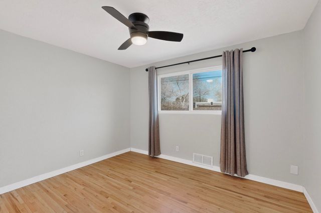 6105 Alta Monte Avenue NE, Albuquerque, NM 87110