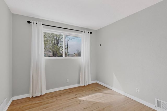 6105 Alta Monte Avenue NE, Albuquerque, NM 87110