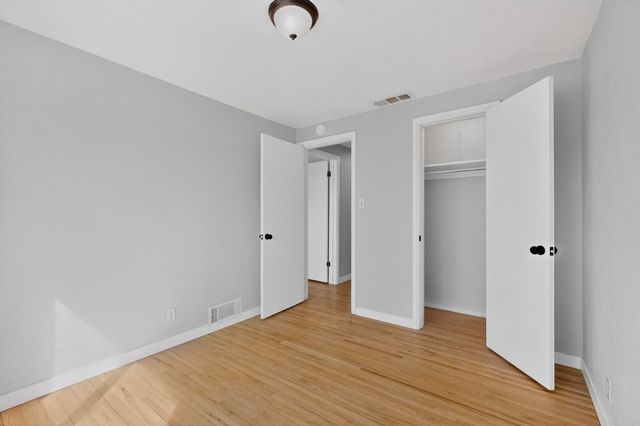 6105 Alta Monte Avenue NE, Albuquerque, NM 87110