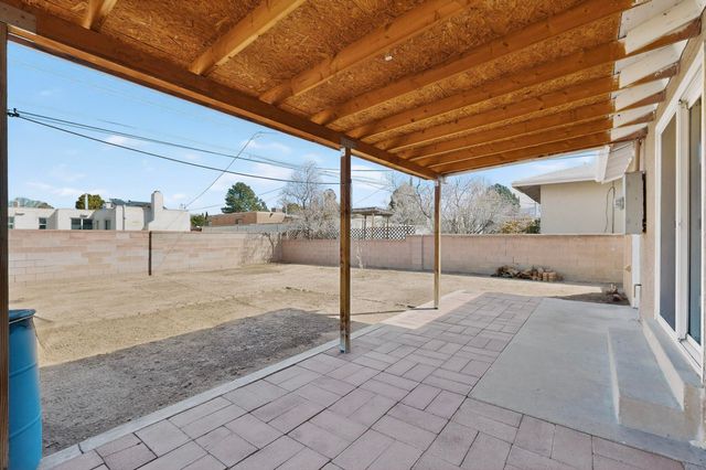 6105 Alta Monte Avenue NE, Albuquerque, NM 87110