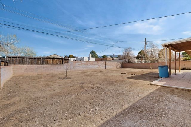 6105 Alta Monte Avenue NE, Albuquerque, NM 87110