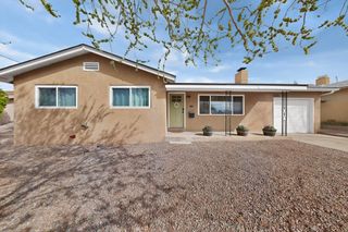 6105 Alta Monte Avenue NE, Albuquerque, NM 87110