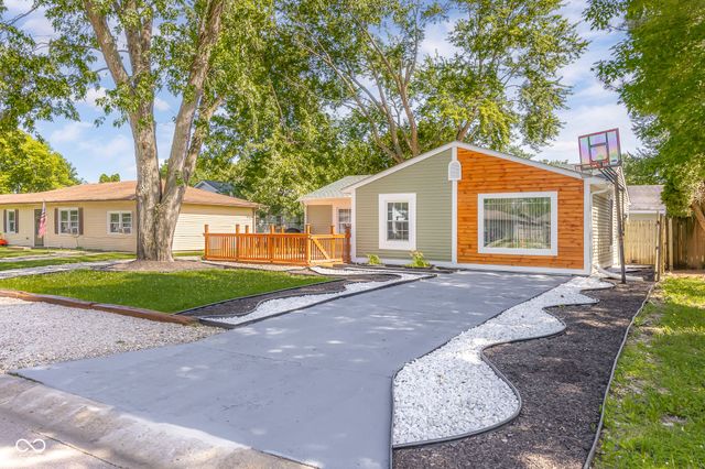 151 Schaefer Drive, Hope, IN 47246