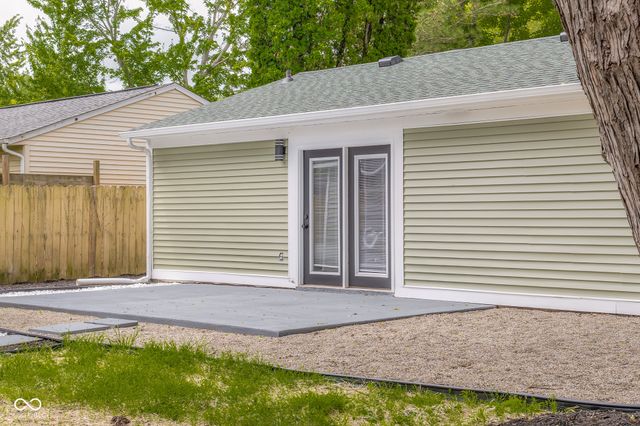 151 Schaefer Drive, Hope, IN 47246