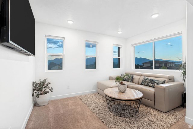 8338 S BOREALIS CT, West Jordan, UT 84088