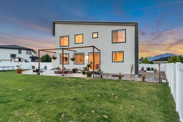 8338 S BOREALIS CT, West Jordan, UT 84088