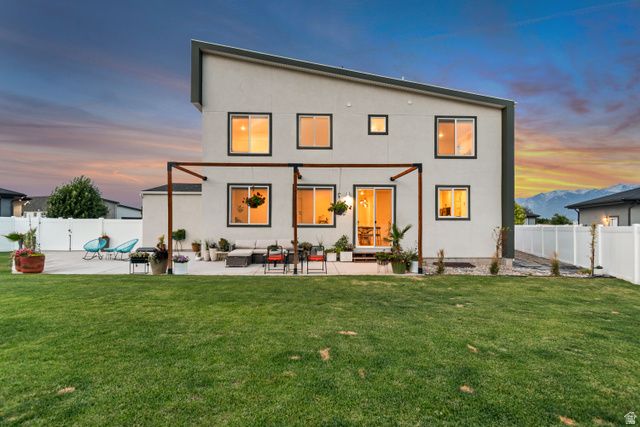 8338 S BOREALIS CT, West Jordan, UT 84088