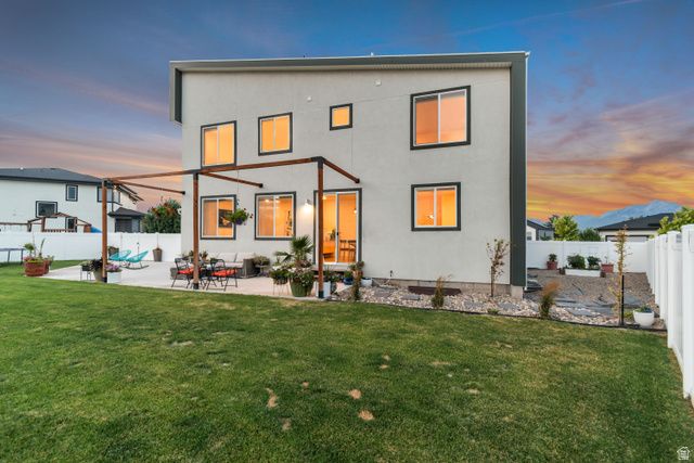 8338 S BOREALIS CT, West Jordan, UT 84088