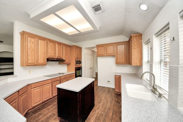 30103 Littlecroft Drive, Spring, TX 77386