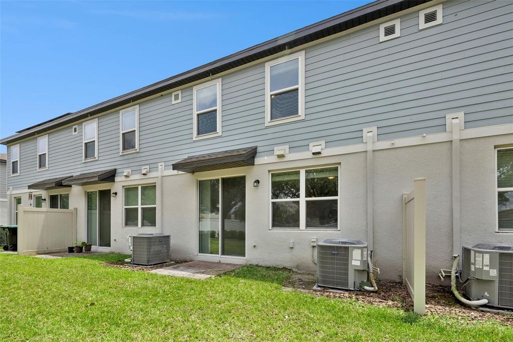 Image 30 of property listing at 2097 CRAPE JASMINE LANE, Orlando, FL 32824