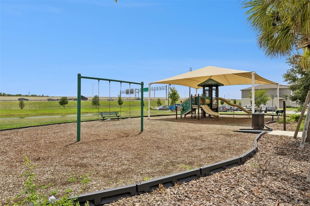 Image 33 of property listing at 2097 CRAPE JASMINE LANE, Orlando, FL 32824