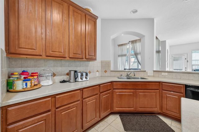 5407 Satterfield Lane, Houston, TX 77084