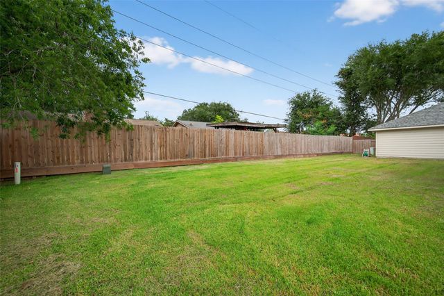 5407 Satterfield Lane, Houston, TX 77084