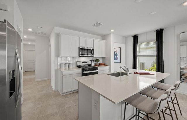 817 BALLEBY TRAIL, Bradenton, FL 34212