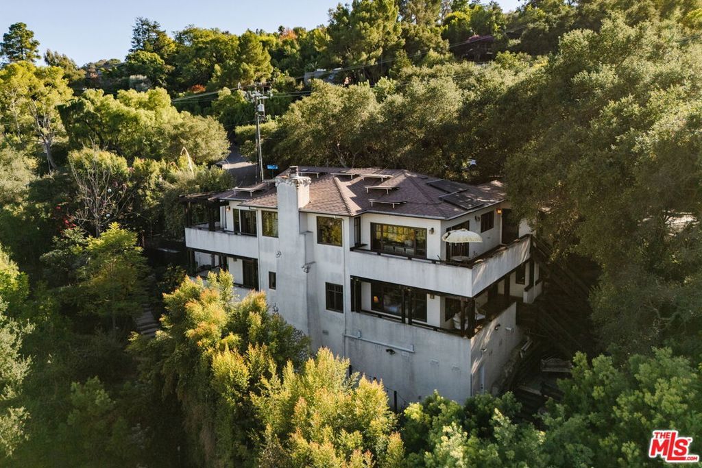 1273 Fernwood Pacific Drive, Topanga, CA 90290 — exterior