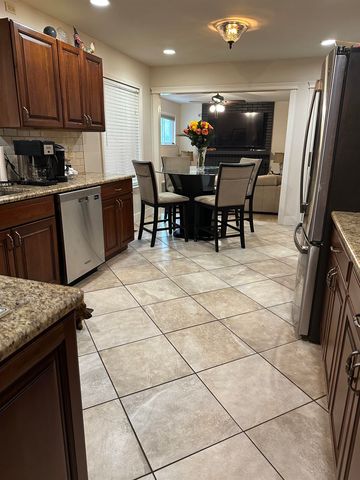 34335 Lakewood Drive, New Baltimore, MI 48047