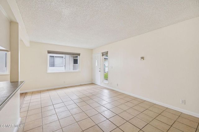 1123 Carlsbad Place, Ventura, CA 93003