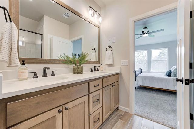 4800 Desert Willow Lane, Edmond, OK 73034