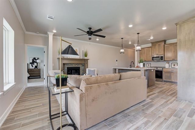 4800 Desert Willow Lane, Edmond, OK 73034