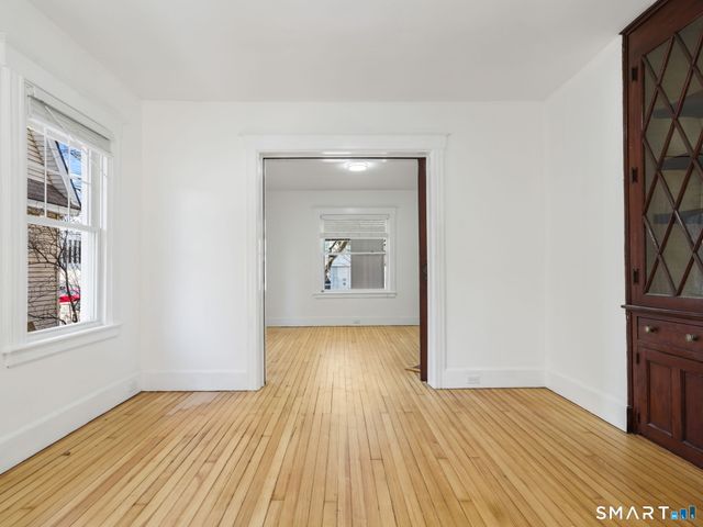 27 5th Street 1, Stamford, CT 06905